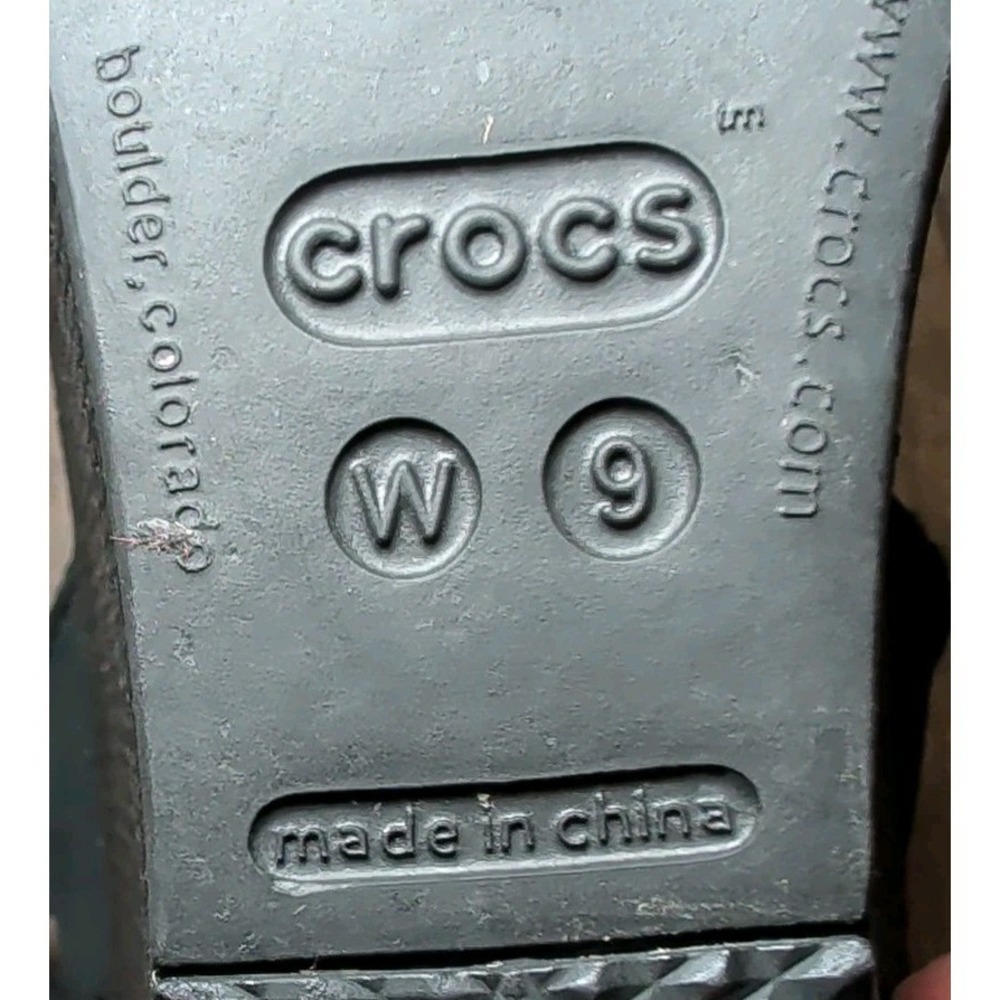 Crocs Leigh II Sandals Womens Sz 9 Black Ankle Strap Buckle Comfort Wedge Shoes - Picture 8 of 13